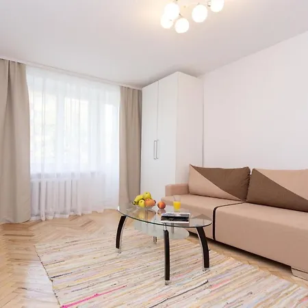 Apartments On Romanovksaya Sloboda 14