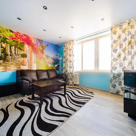 Apartment Apartments On Romanovksaya Sloboda 14 *